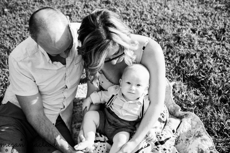 9 month baby photos | Cleveland Baby Photographer