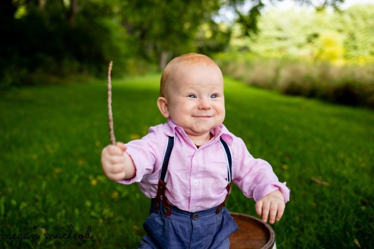 9 month baby photos | Cleveland Baby Photographer